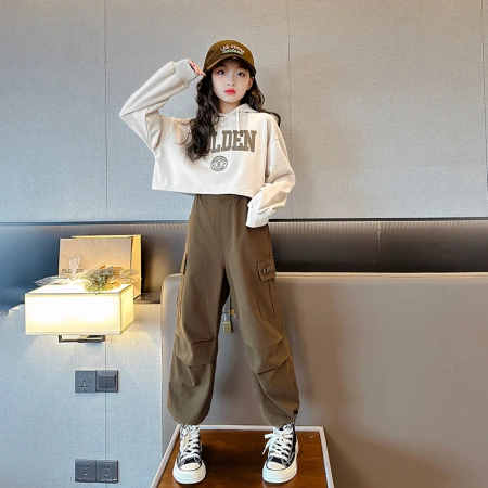 Girls' hooded sweatshirt and work pants set, children's fashionable spring and autumn Internet celebrity casual loose sports two-piece set, cross-border Girls' hooded sweatshirt and work pants set, children's fashionable spring and autumn Internet celebrity casual loose sports two-piece set, cross-border